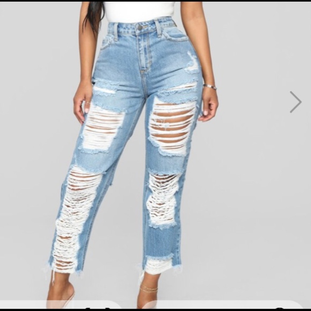 Fashion nova ripped denim jeans